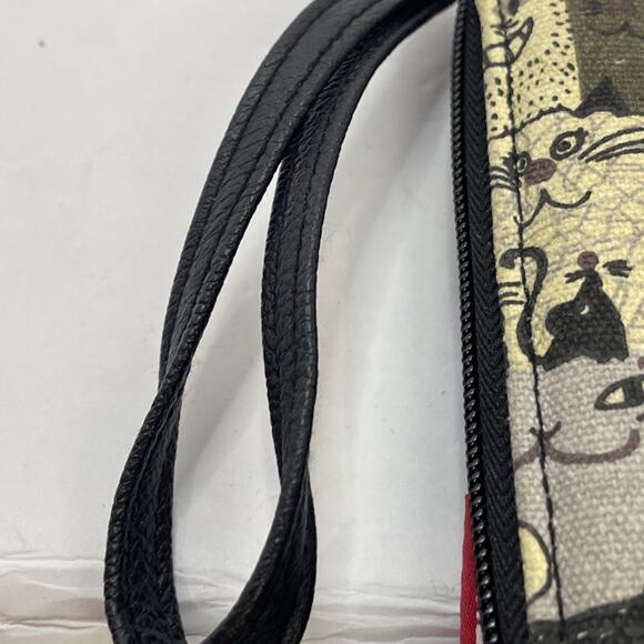 Unionbay Zip Around Bifold Wallet Cat Design w/ Wrist Strap - Picture 4 of 12